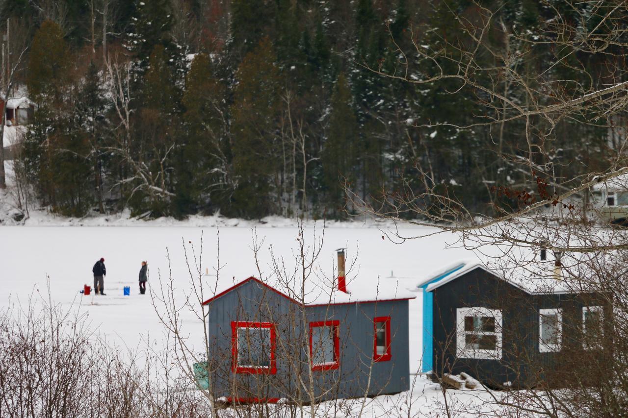 Aux Retrouvailles Spa A L'Annee Lac-Mégantic Buitenkant foto